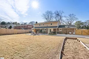 215 Hickory Ln, Mauldin, SC 29662 - Photo 32