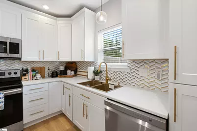 18 Jervey Avenue, Greenville, SC 29607 - Photo 8