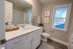 1306 W Bramlett Rd, Greenville, SC 29611 - Photo 8