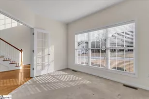 1105 Farming Creek Dr, Simpsonville, SC 29680 - Photo 6