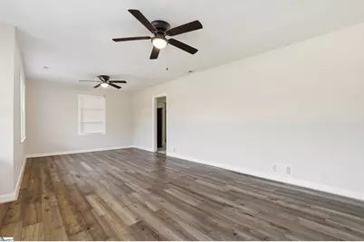 201 Francis Marion Drive, Spartanburg, SC 29302 - Photo 2