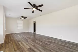 201 Francis Marion Dr, Spartanburg, SC 29302 - Photo 2