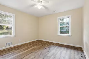 201 Francis Marion Dr, Spartanburg, SC 29302 - Photo 14