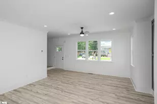 305 Valley St, Greenville, SC 29611 - Photo 4