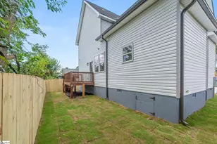 305 Valley St, Greenville, SC 29611 - Photo 28
