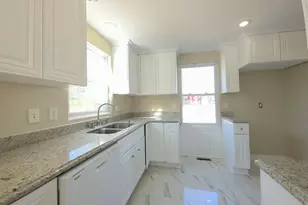 3302 Edwards Rd, Taylors, SC 29687 - Photo 10