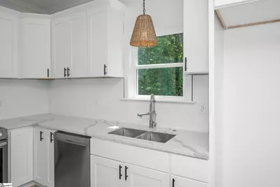 305A Valley Street, Greenville, SC 29611 - Photo 8
