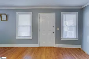 524 Fleming St, Laurens, SC 29360 - Photo 6