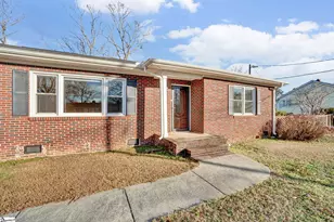 10 Powell Dr, Greenville, SC 29617 - Photo 4