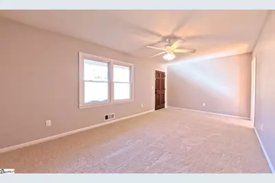 1202 Brookwood Drive, Boiling Springs, SC 29316 - Photo 2