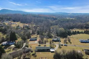 141 McJunkin Dr, Pickens, SC 29671 - Photo 32