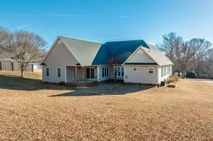 404 Grayson Dr, Moore, SC 29369 - Photo 48