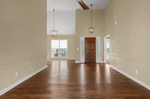 404 Grayson Dr, Moore, SC 29369 - Photo 8