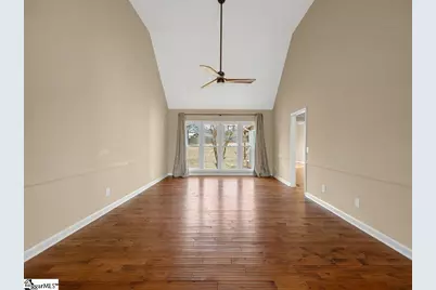 404 Grayson Drive, Moore, SC 29369 - Photo 2