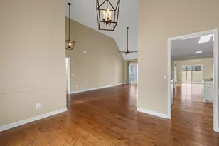 404 Grayson Dr, Moore, SC 29369 - Photo 10