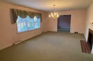 114 York St, Clinton, SC 29325 - Photo 6