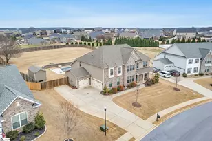 239 Scotts Bluff Dr, Simpsonville, SC 29681 - Photo 4