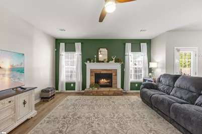 8 Valley Bluff Lane, Simpsonville, SC 29680 - Photo 2