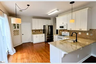 11 Hickory Hollow Court, Greenville, SC 29607 - Photo 4