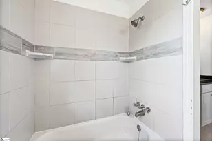 8 Howell Cir, Greenville, SC 29615 - Photo 24