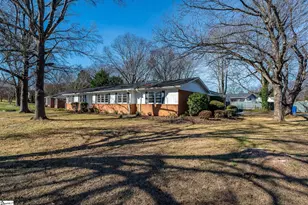 8 Howell Cir, Greenville, SC 29615 - Photo 46