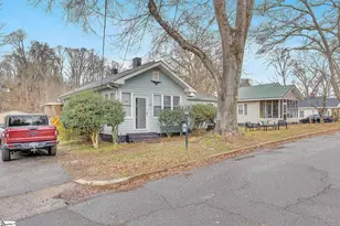 33 School St, Enoree, SC 29335 - Photo 4