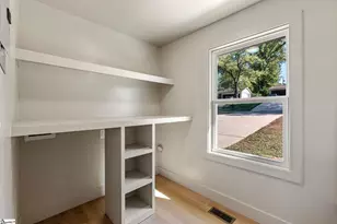 207 Oakmont Dr, Boiling Springs, SC 29316 - Photo 12