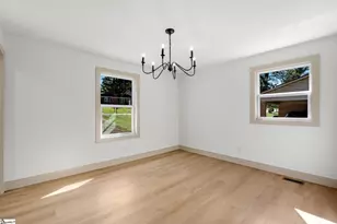 207 Oakmont Dr, Boiling Springs, SC 29316 - Photo 18