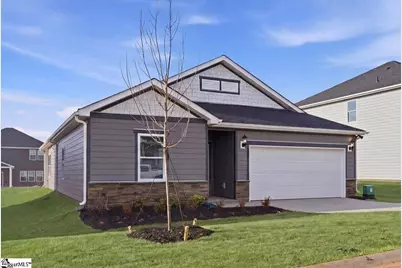 612 Hollybank Street, Fountain Inn, SC 29644 - Photo 2