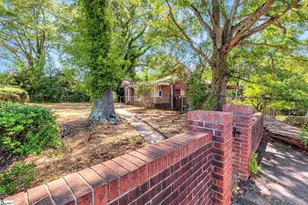 104 E Butler Rd, Mauldin, SC 29662 - Photo 4