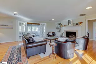 136 Club Dr, Simpsonville, SC 29681 - Photo 10