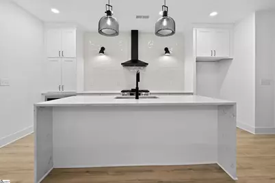 17 Beck Avenue, Greenville, SC 29605 - Photo 10