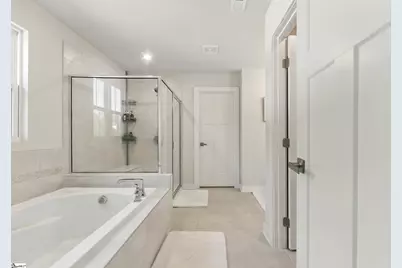 229 Hollythorpe Lane, Fountain Inn, SC 29644 - Photo 8