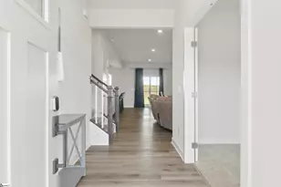 229 Hollythorpe Ln, Fountain Inn, SC 29644 - Photo 10