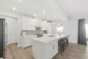 229 Hollythorpe Ln, Fountain Inn, SC 29644 - Photo 14