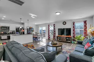 211 Whittier St, Greenville, SC 29605 - Photo 8