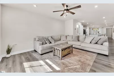 332 Kensley Drive, Greenville, SC 29617 - Photo 2