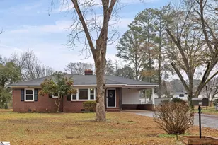 1029 McKinney St, Anderson, SC 29621 - Photo 2