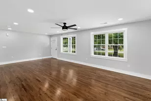 203 Montgomery St, Laurens, SC 29360 - Photo 10