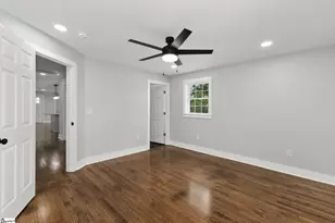 203 Montgomery St, Laurens, SC 29360 - Photo 26