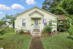 303 Poplar St, Gaffney, SC 29341 - Photo 2