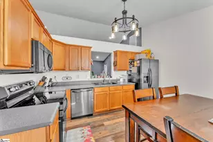 105 Laura Jane Ln, Gray Court, SC 29645 - Photo 8