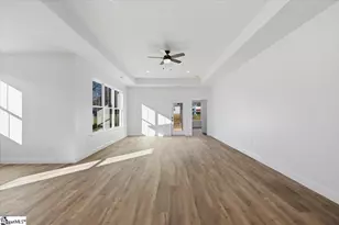 308 Poplar Dr, Greer, SC 29651 - Photo 8
