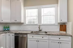 18 Wallace St, Greenville, SC 29605 - Photo 10