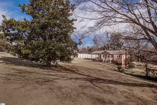 219 Motor Boat Club Rd, Greenville, SC 29611 - Photo 4