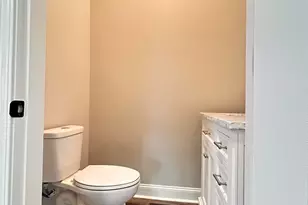 25 S Greenwood Ave, Ware Shoals, SC 29692 - Photo 2