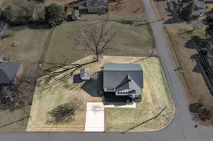 129 Spring St, Reidville, SC 29375 - Photo 2