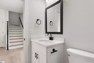 114 Harlem St, Easley, SC 29640 - Photo 8