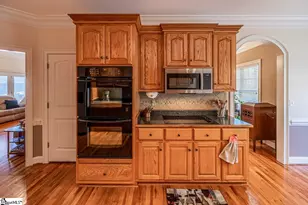 100 Carlissa Ct, Easley, SC 29640 - Photo 8