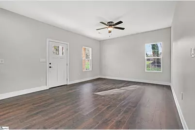 201 Stratford Road, Greenville, SC 29605 - Photo 8